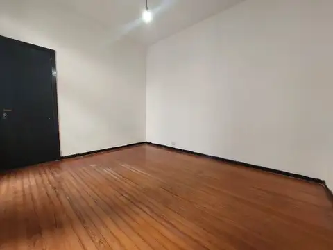 ESQUEL 1900 , Piso 1