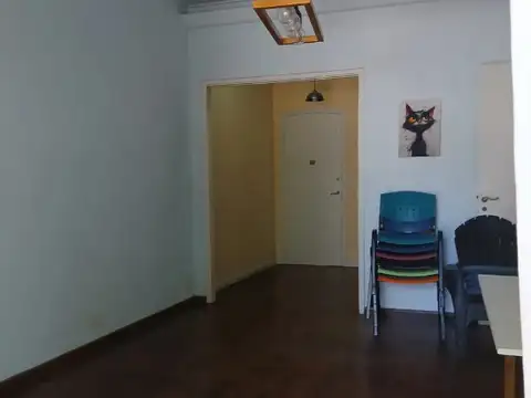 Depto Tipo Casa en Venta 50 años