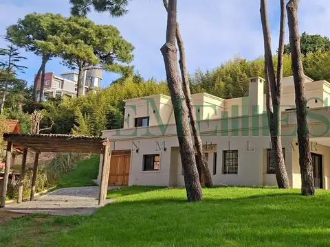 Casa en Alquiler Temporal con 1 cochera