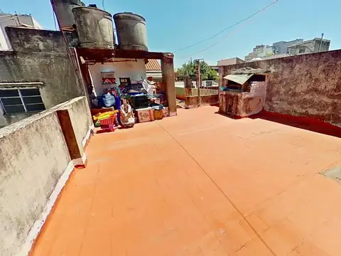 Depto Tipo Casa en Venta 50 años