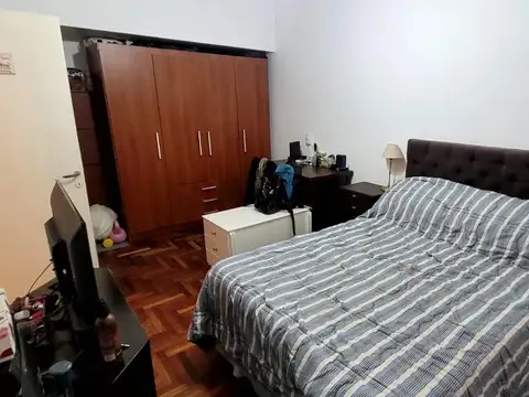Depto Tipo Casa en Venta 40 años