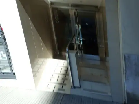 HERMOSO DEPARTAMENTO 2 AMBIENTES SOBRE AV. DIRECTORIO