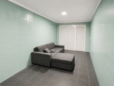 Depto Tipo Casa en Venta con 2 cocheras