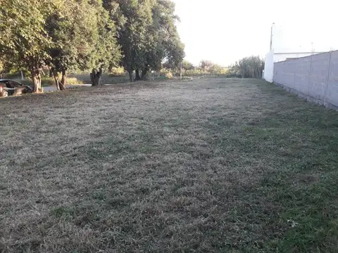 Terreno en Venta en Colonia Caroya, USD 25.000