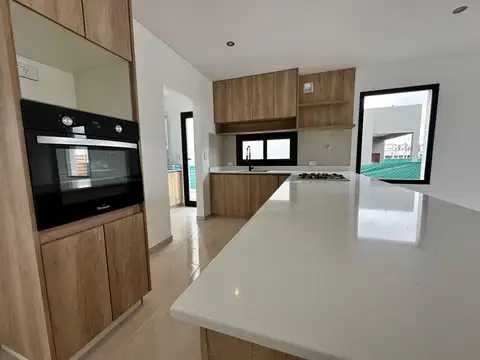 Casa en Venta en Pilar Del Este, USD 180.000