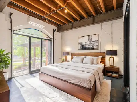 MONOAMBIENTE - LUMINOSO - UBICACIÓN