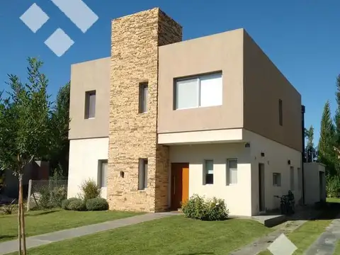Alquiler Casa 3 Dormitorios - Barrio Elementos I - UF 2 - Neuquén Confluencia