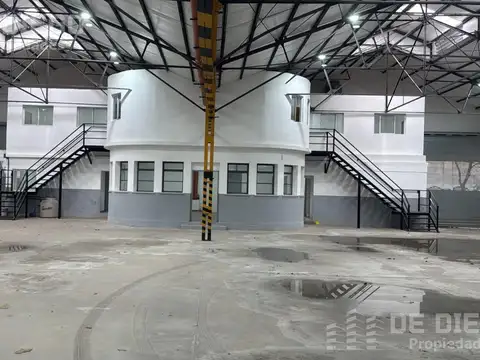 Depósito 1200 m2 en alquiler, La Boca, Capital Federal