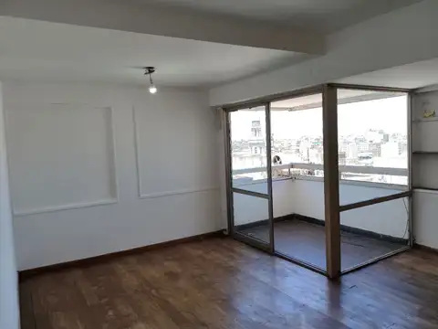 Departamento en alquiler 1 dormitorio amplio con balcón Rosario Centro