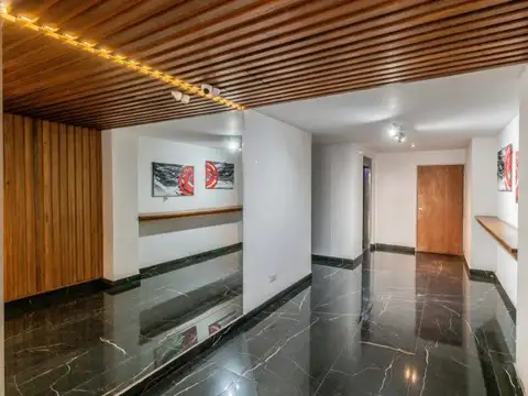 MONOAMBIENTE - AMPLIO - LUMINOSO - UBICACION Y ACCESIBILIDAD!