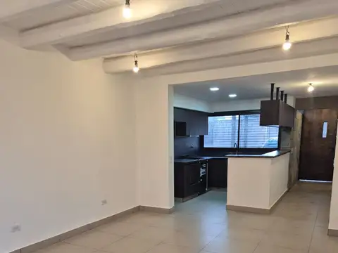 Casa en Venta en Godoy Cruz, USD 110.000