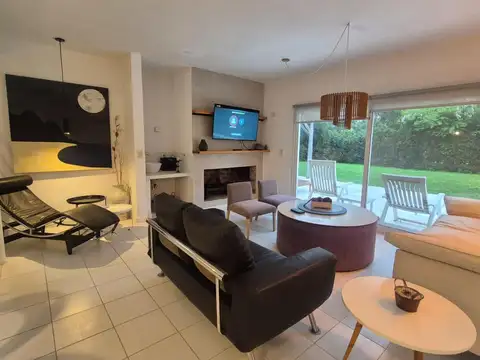 Casa en Alquiler Temporal de 4 dormitorios