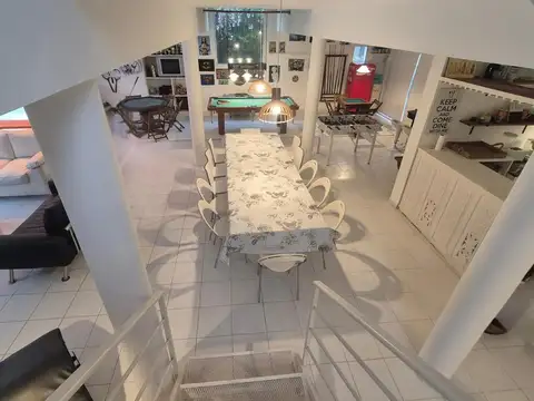 Alquiler Casa 5 ambientes con piscina Barrio Privado