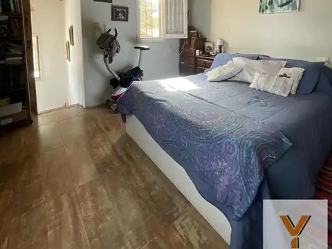 Casa en venta - 3 Dormitorios 2 Baños - 620Mts2 - Parque Leloir, Ituzaingó
