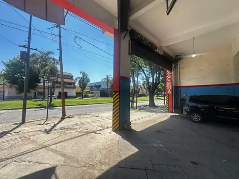 AV REMEDIOS DE ESCALADA al 1800