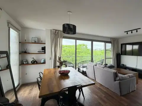 Departamento en Venta con 2 cochera