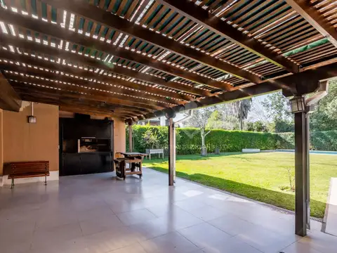 Casa en Alquiler de 3 dormitorios