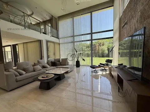 Casa en Venta en Rumenco, USD 1.490.000