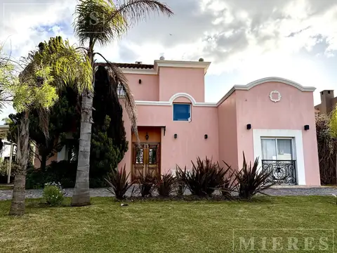 Casa a la venta en San isidro Labrador, Villanueva