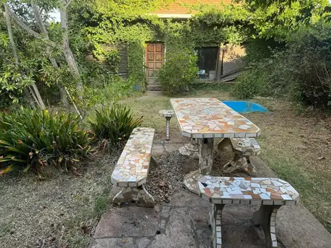 Casa 6 ambientes con 3 baños