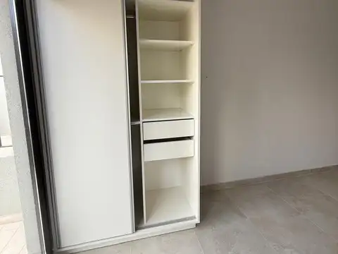 Departamento en Alquiler con 1 cochera