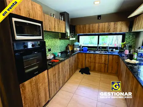 Casa en venta en Valentin Alsina