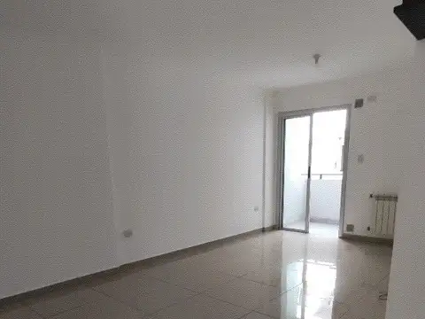 Departamento en Alquiler en General Paz, $ 590.000