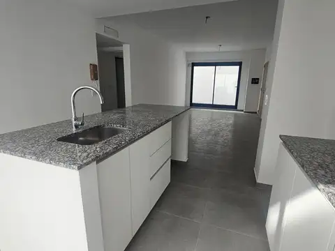Departamento en Alquiler con 1 cocheras