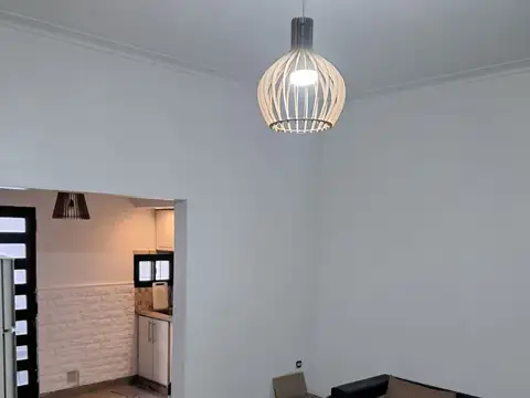 Depto Tipo Casa en Alquiler de 3 ambientes