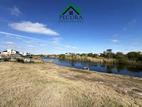 Terreno en Venta de 739,0 m2