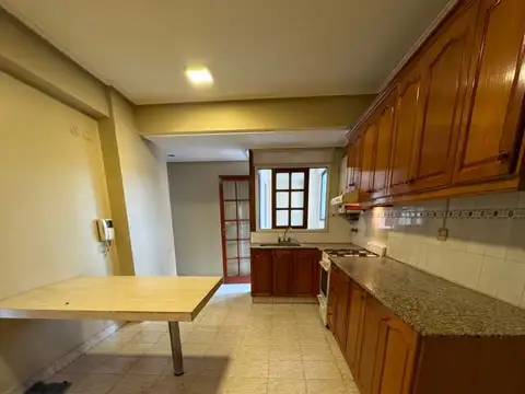 Departamento 5 ambientes con 3 baños