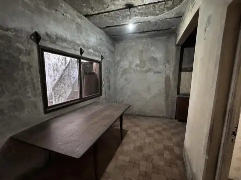 Casa 4 ambientes con 1 baño
