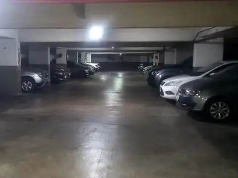 Avenida Caseros 700, Piso -1