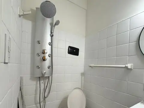 Departamento Monoambiente  - Falucho  al 2000