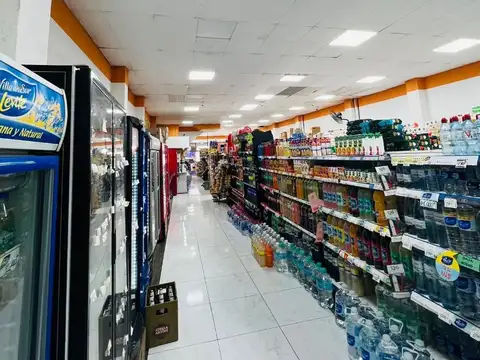 Local en Alquiler en Ramos Mejia Sur, USD 8.000