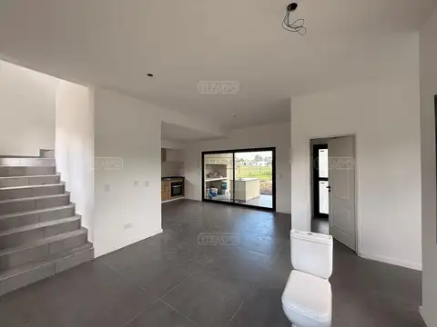Casa en Venta al Oeste