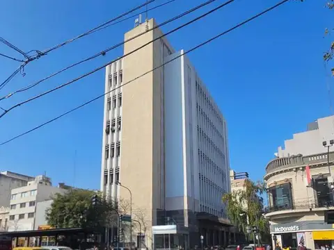 Edificio de oficinas en venta Av. Rivadavia 7300