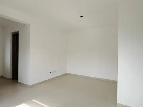 Depto Tipo Casa 2 ambientes con 1 baño