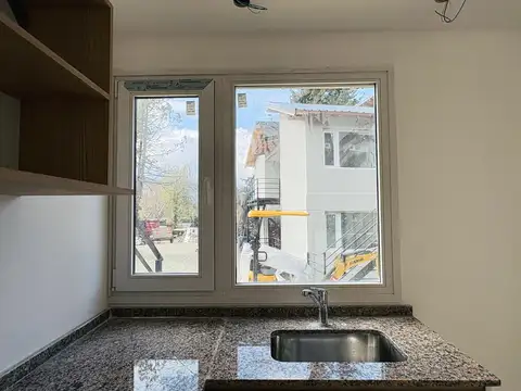 Depto Tipo Casa en Venta de 2 ambientes