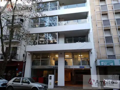 Cochera - Microcentro
