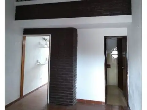 Depto Tipo Casa 2 ambientes con 1 baño