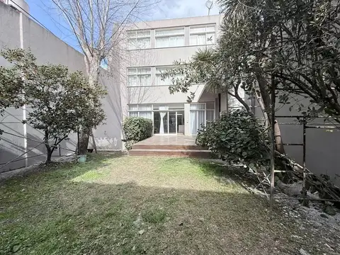 Venta – 7 ambientes – Casa – Belgrano – 551 m² cubiertos con parque