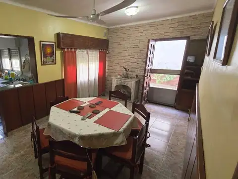 VENTA CASA 4AMB PIÑEYRO COCHERA JARDIN APTO CREDIT