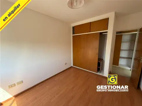 Departamento en alquiler en Valentin Alsina