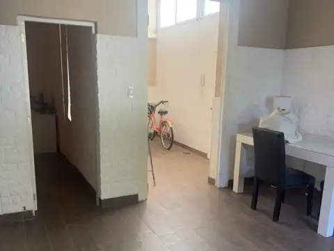 Depto Tipo Casa en Alquiler de 2 ambientes