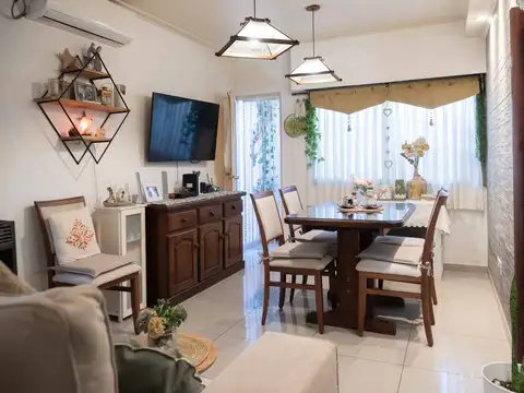 Depto Tipo Casa en Venta 53 años