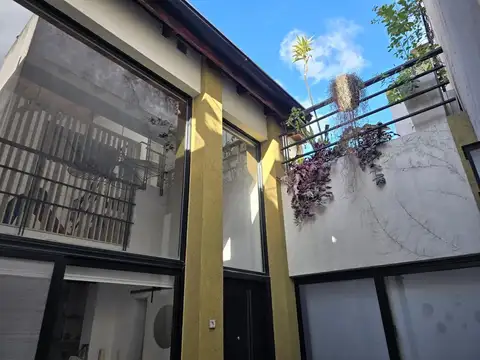 Depto Tipo Casa en Venta de 4 ambientes