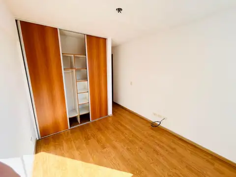 Buenos Aires 1173 , Piso 4