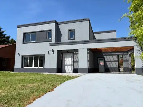 OPORTUNIDAD!!! Venta de casa  estrenar  en  Boca Ratón