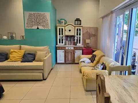 Depto Tipo Casa en Venta 38 años